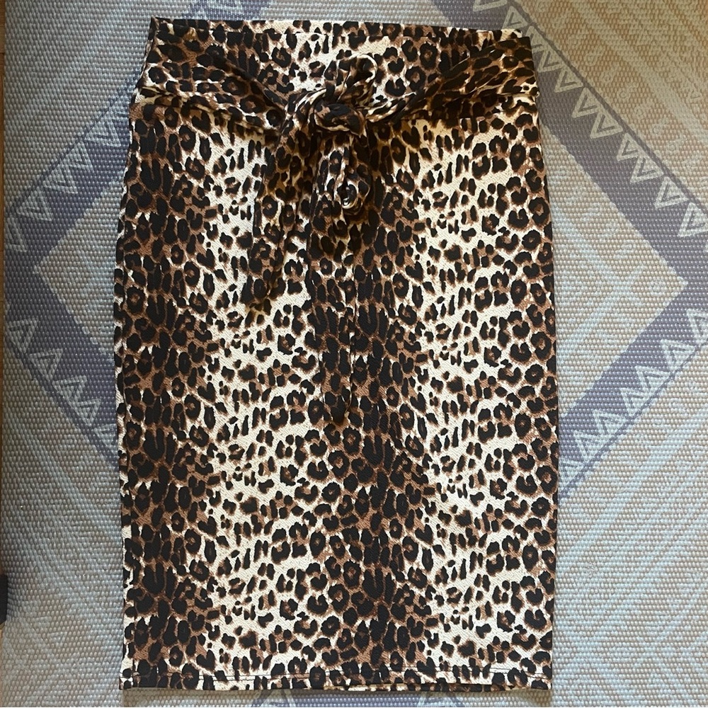 Cheetah Print Skirt Fitted Medium